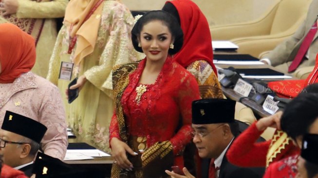 Riwayat Pendidikan Krisdayanti Tak Tercantum di DPR: Saya Lulusan SMA