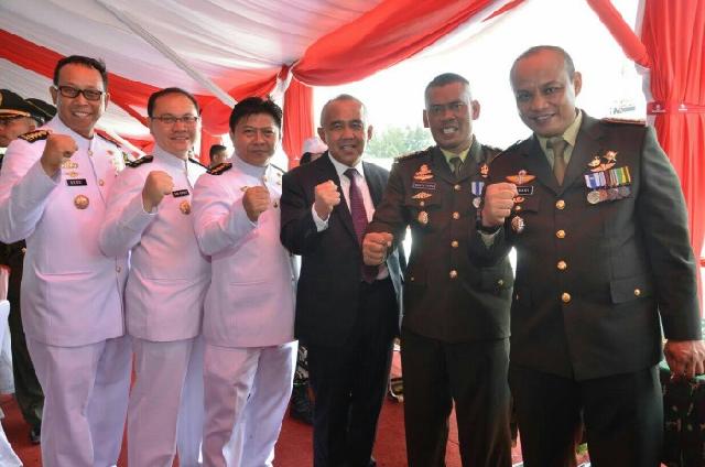 Gubernur Riau Hadiri HUT TNI ke 72 di Cilegon