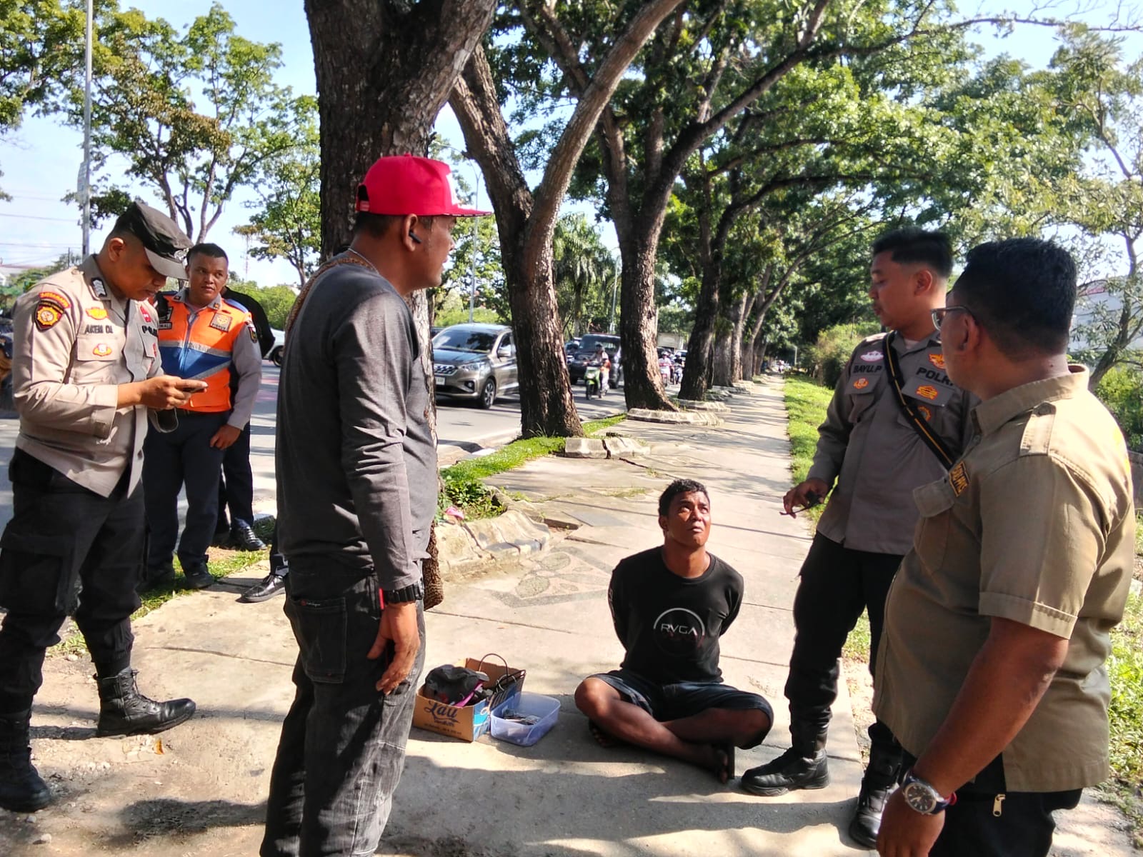 Dirazia Tim Gabungan, Pak Ogah Kedapatan Kantongi Diduga Sabu