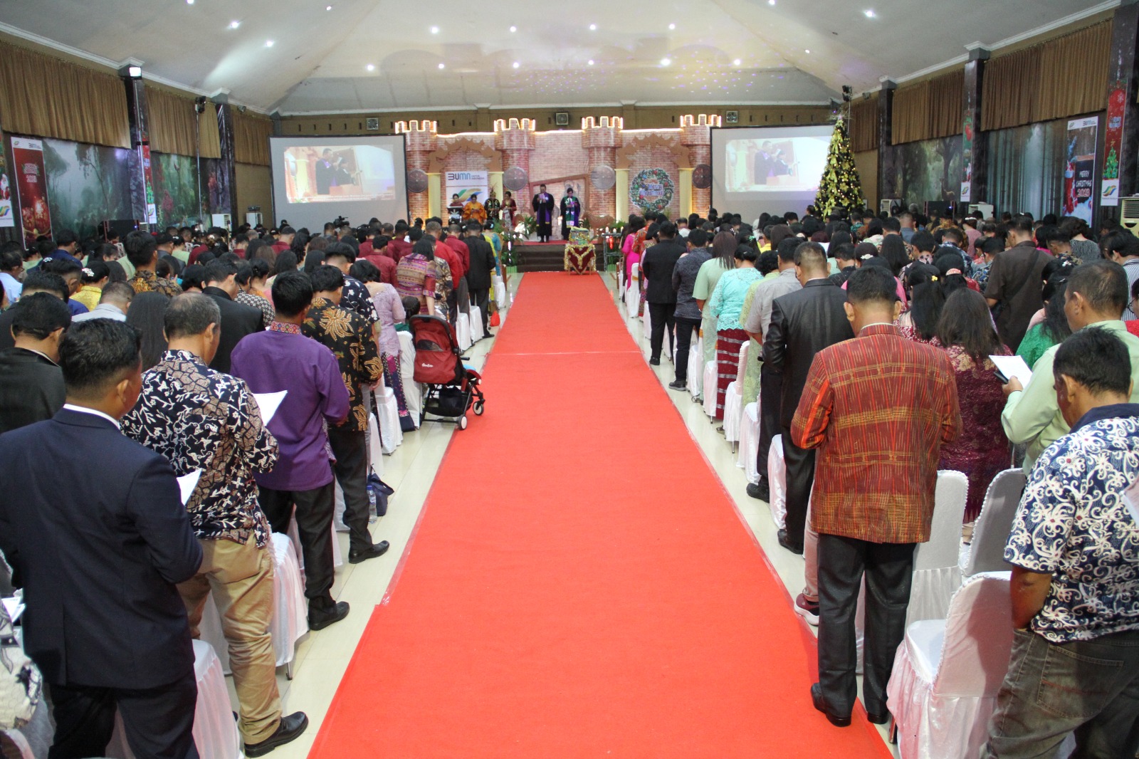 Ratusan Karyawan PalmCo Regional 3 Larut Dalam Kebahagiaan Perayaan Natal