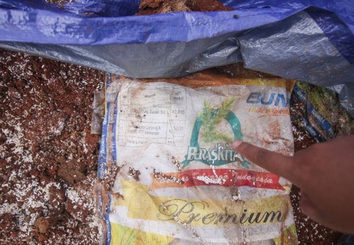 Ditemukan Beras Bansos Dikubur di Depok, Ini Respon Legislator PKS