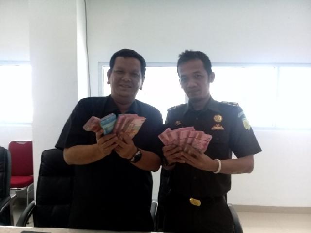 Terungkap Uang Pelicin Rp100 Juta untuk Pengaturan Lelang di Dinas PUPR Riau