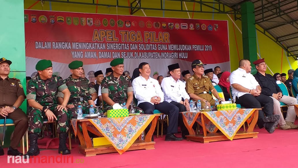 Wabup Halim Wakili Kuansing Apel Tiga Pilar di RTH Rengat