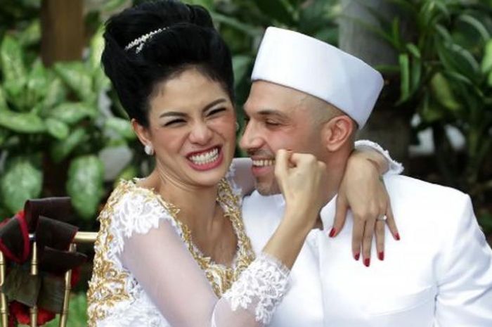 Nikita Mirzani Gencar Serang Sajad, Unggah Rekaman Sebut Hotman Paris Germo