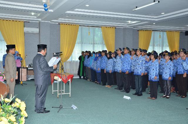 Pj Bupati Terima Perwakilan Guru Bantu Provinsi