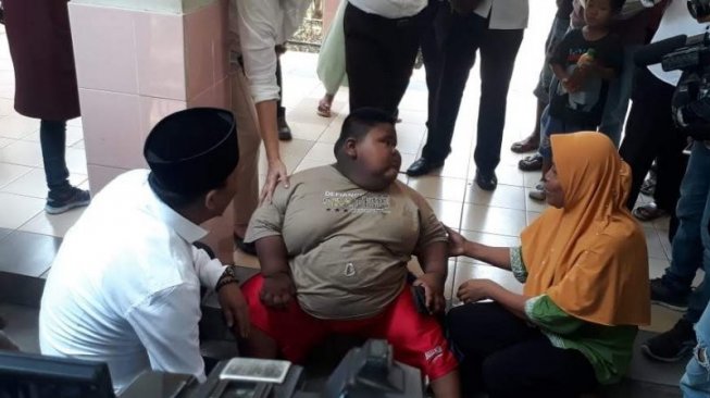 Usia 7 Tahun Punya Bobot 100 Kg, Bocah Ini Akhirnya Meninggal