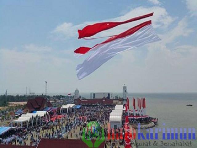 Berkibar di Coastal Area Karimun