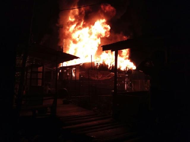 Satu Unit Rumah Beserta Uang Arisan Rp 30 Juta Hangus Terbakar