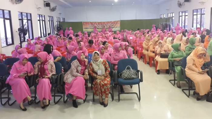 Ratusan Ibu Bhayangkari Bengkalis Ikuti IVA Test