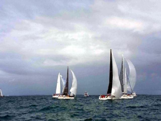 Jokowi  Hadiri Acara puncak Sail Selat Karimata 2016