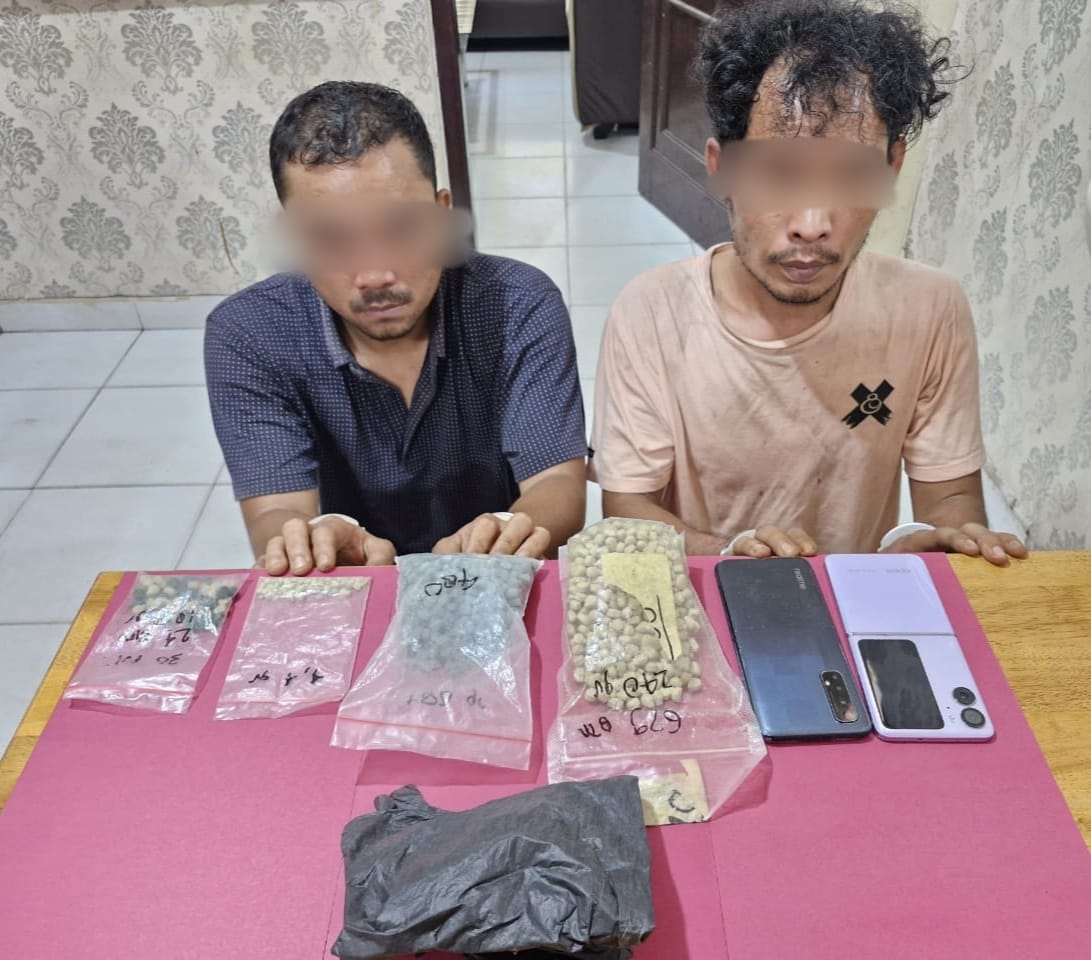 Gerebek Rumah di Perawang, Satresnarkoba Polres Siak Sita 1.213 Pil Ektasi