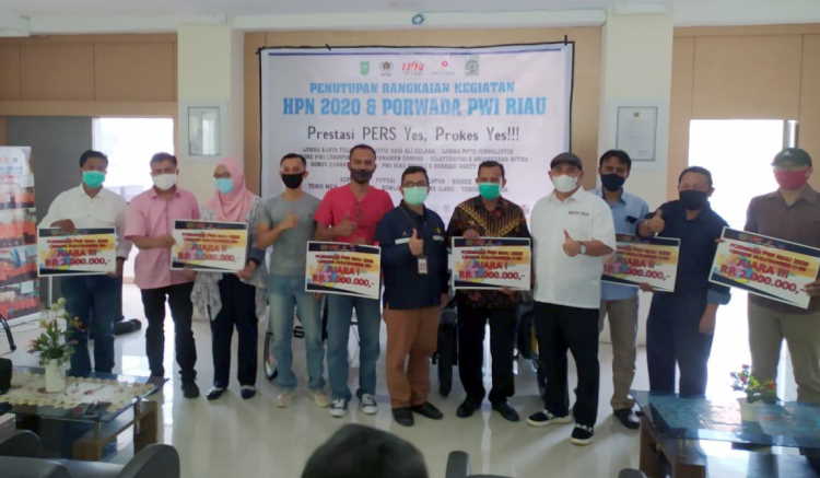 Tutup HPN 2020, PWI Riau Gelar Acara Berhadiah Sepeda Motor-Uang Jutaan Rupiah