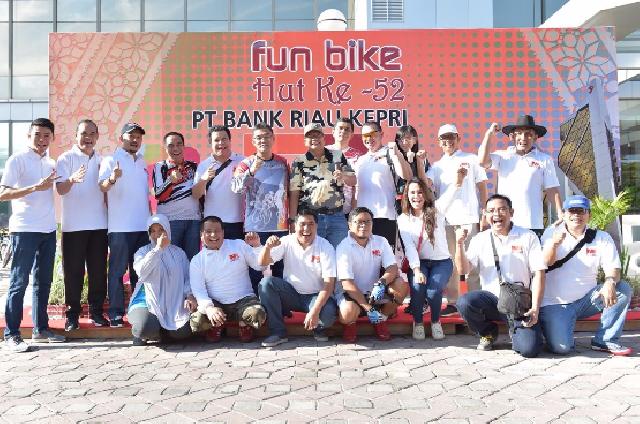 IMA Chapter Pekanbaru dan FKIJK Ramaikan Fun Bike 2018 Bank Riau Kepri