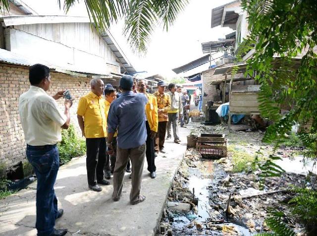 Pedagang Minta Cagub Andi Rachman Atasi Banjir di Pasar Jaya Pura Siak