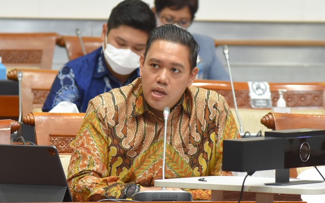 Hindari Resesi Global, Anggota DPR Dukung Perundingan Rusia-Ukraina