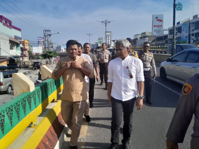 Dinas PUPR Riau Sebut Kondisi Flyover Sudirman-Harapan Raya Retak Plesteran