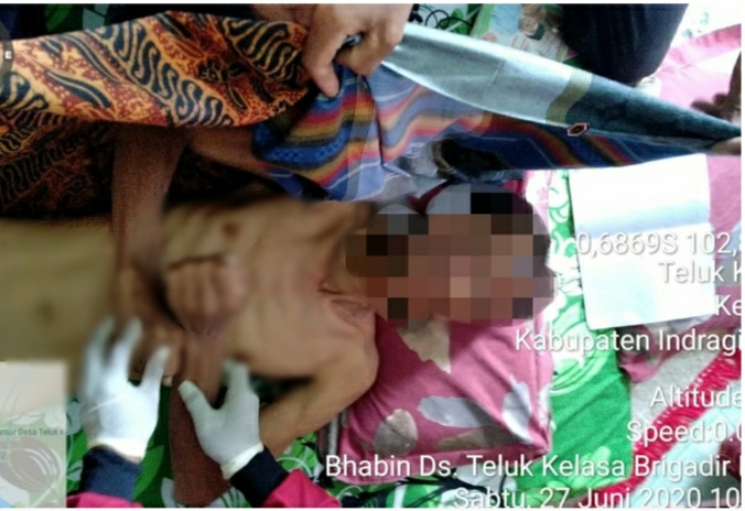 Warga Inhil Heboh, Sesosok Mayat Pria Ditemukan di Kebun, Kapolsek Temukan Ini Dekat Jasad Korban   