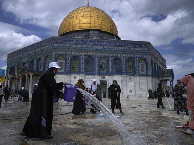 Kompleks Masjid Al-Aqso Kini Berangsur Tenang