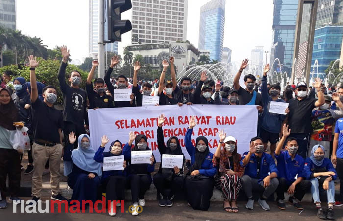 Masyarakat Riau Keluarkan Petisi Terkait Bencana Asap Akibat Karhutla