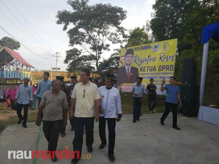 Jemput Aspirasi di Koto Kari, Ketua DPRD Kuansing Puji Kades Ardiman