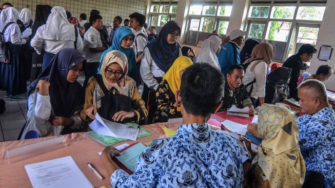 Pendaftar Melebihi Kuota, 7 SMP Negeri di Pekanbaru Masih Kekurangan Siswa