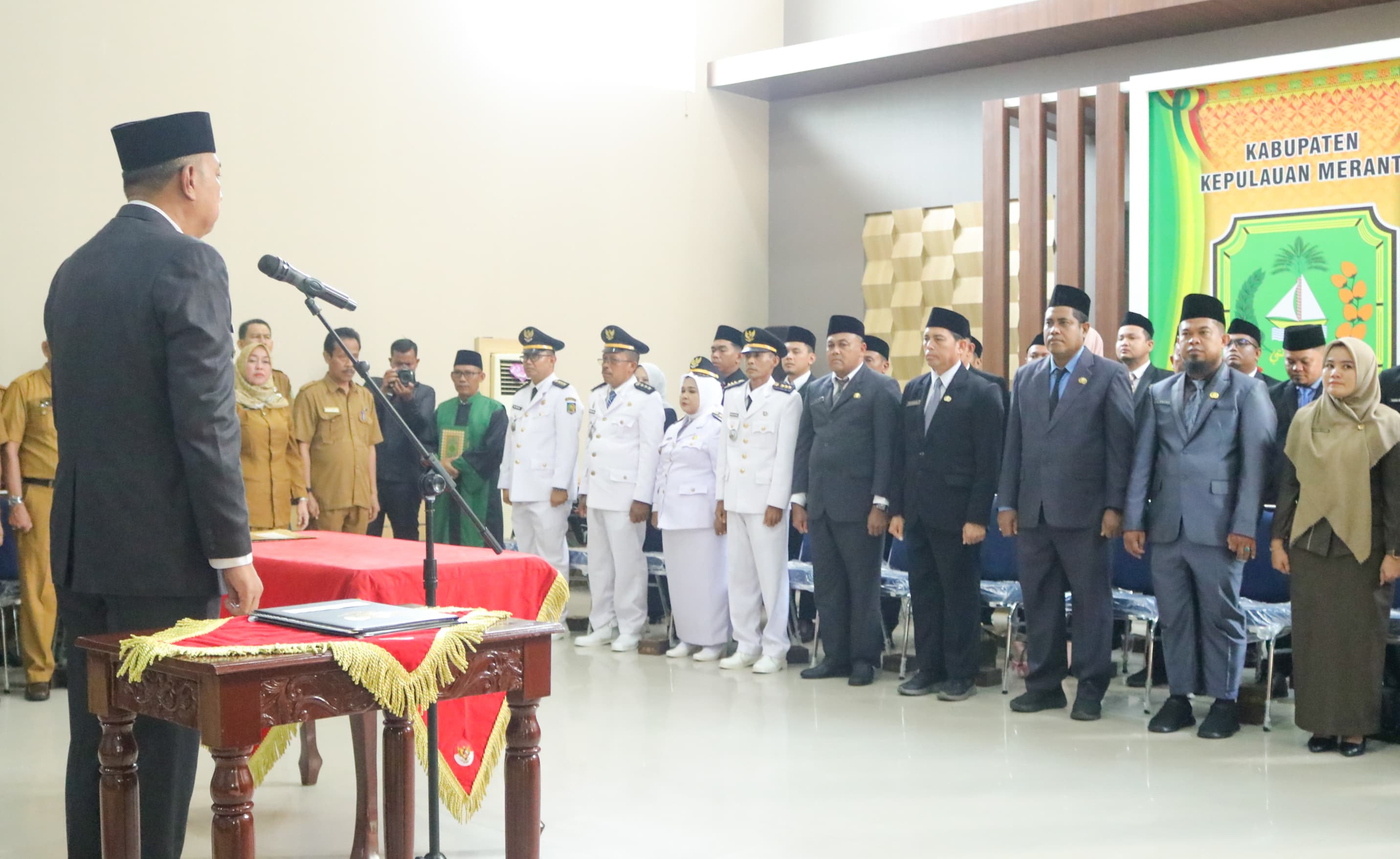 28 Pejabat Administrator dan Pengawas di Pemkab Meranti Dilantik