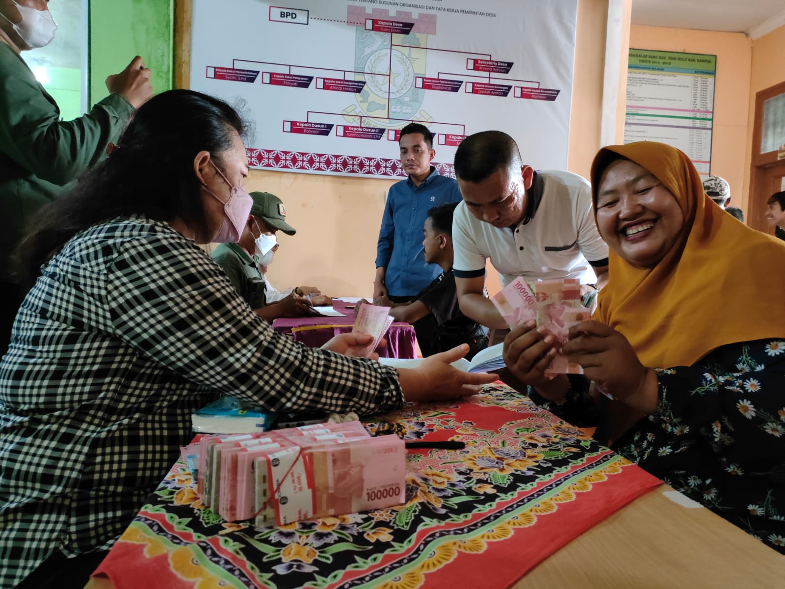 PTPN V Kembali Kucurkan Dana Talangan Ratusan Anggota Kopsa-M Jelang Lebaran