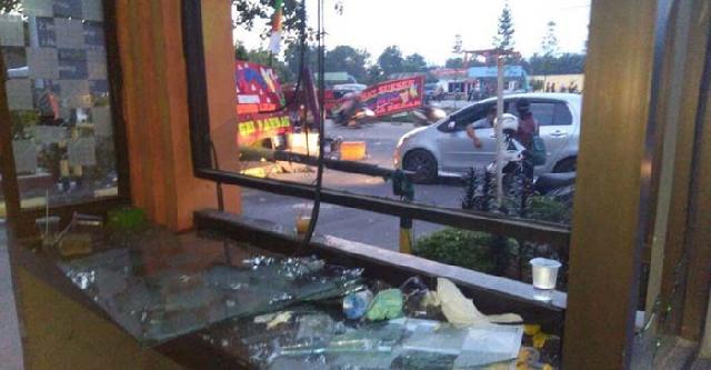 Sejumlah Fasilitas Kampus UR Rusak, Tawuran Mahasiswa Harus Diusut Tuntas