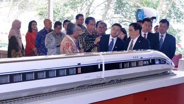 Biaya Membengkak, Proyek Kereta Cepat Jakarta-Bandung Mangkrak