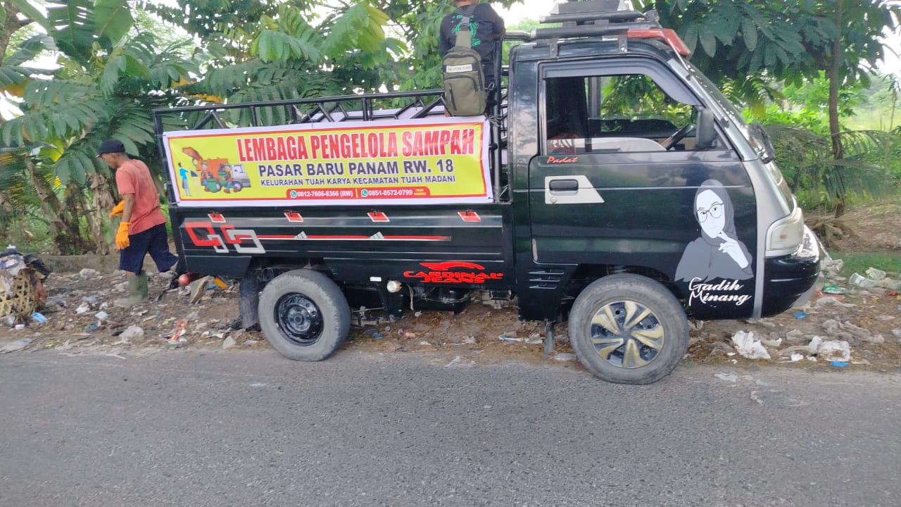 Angkutan Sampah Berlabel LPS Ditangkap Satpol PP Pekanbaru