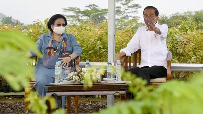 PDIP Bongkar Isu Tiga Periode Jokowi