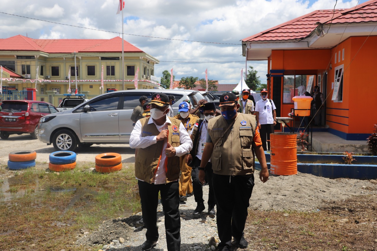 Pastikan Penegakan Disiplin Prokes, Ketua Satgas Covid-19 Pantau PON XX Papua