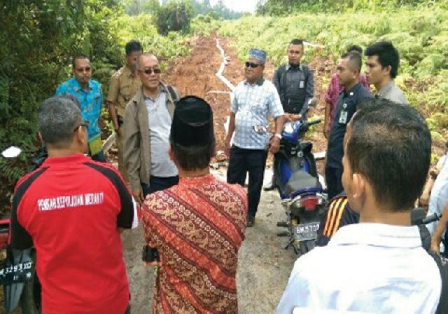 Pembangunan Jalan Poros Lukun-Sungai Tohor Diprioritaskan