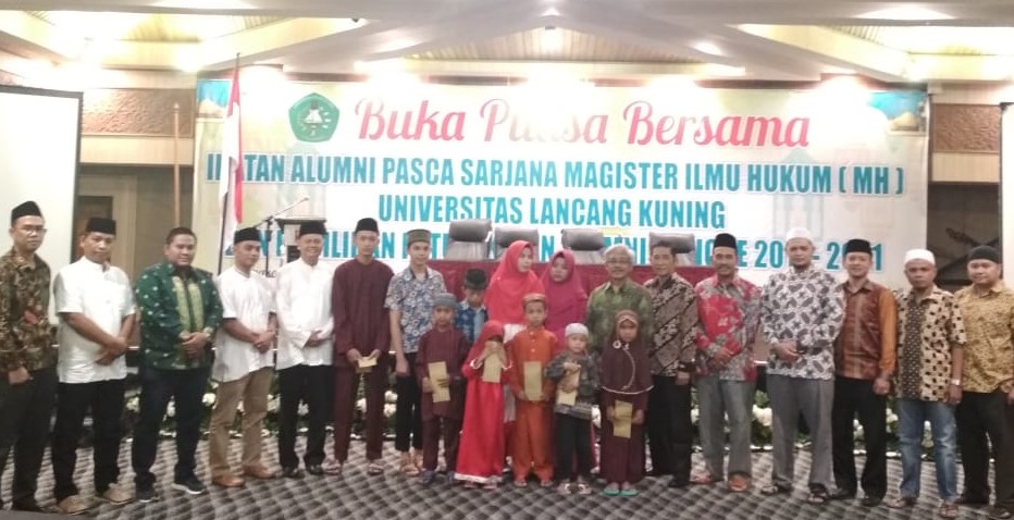 Buka Puasa Bersama, IKA Pascasarjana Magister Ilmu Hukum Unilak Santuni Puluhan Anak Yatim 