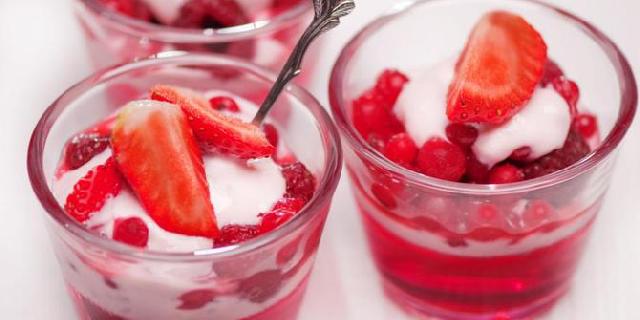 Resep Jelly Strawberry Manis dan Sehat