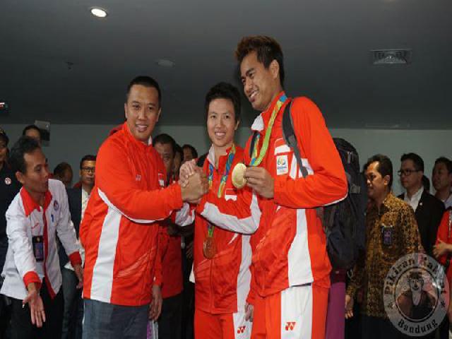 Tontowi Sungkem, Liliyana Menangis