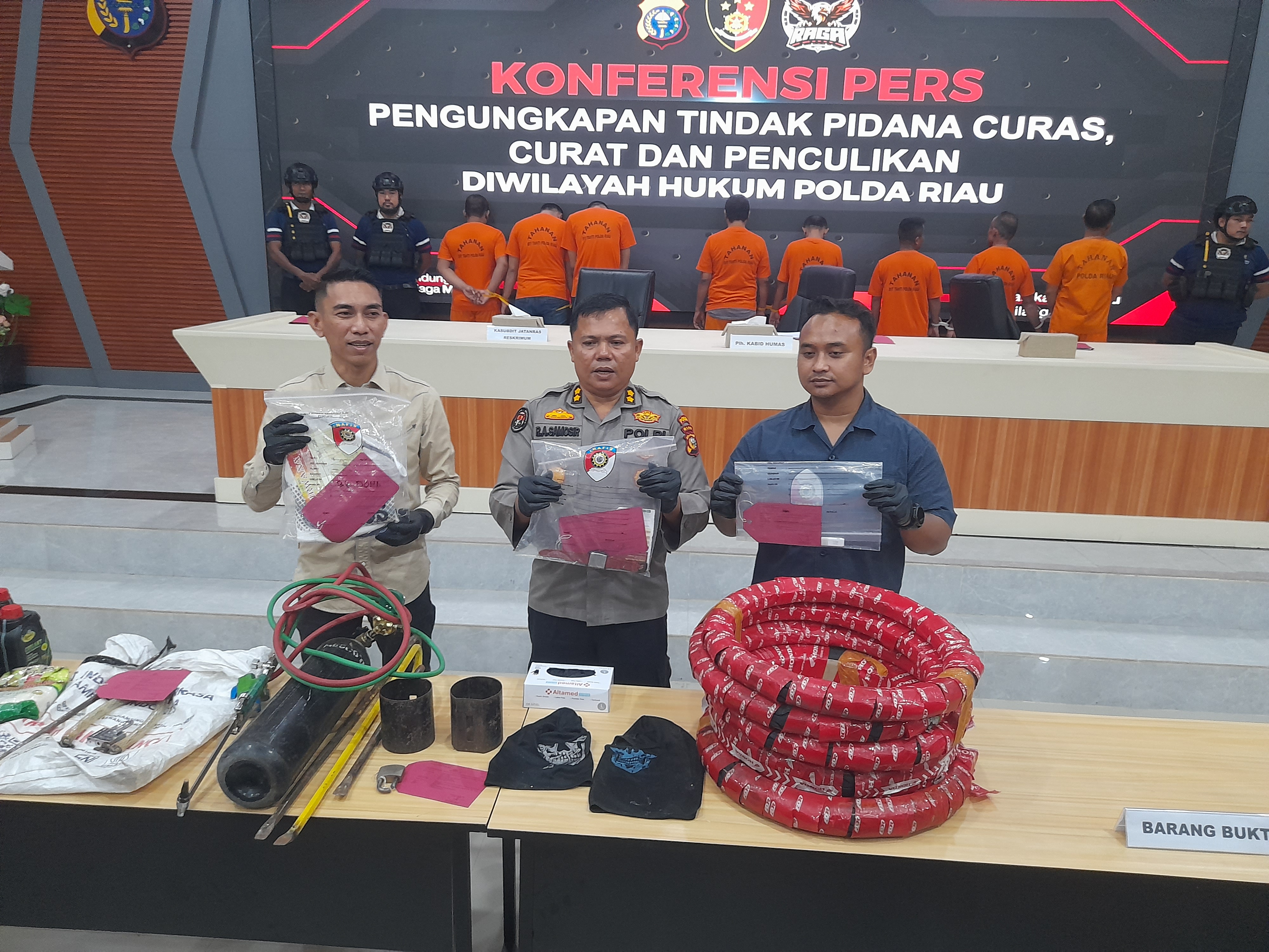 Tiga Pelaku Ditangkap, Dua Buron: Polisi Ungkap Kasus Penculikan di Tol Permai