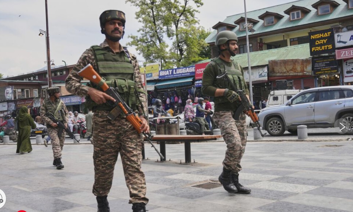 India-Pakistan Diambang Saling Serang?