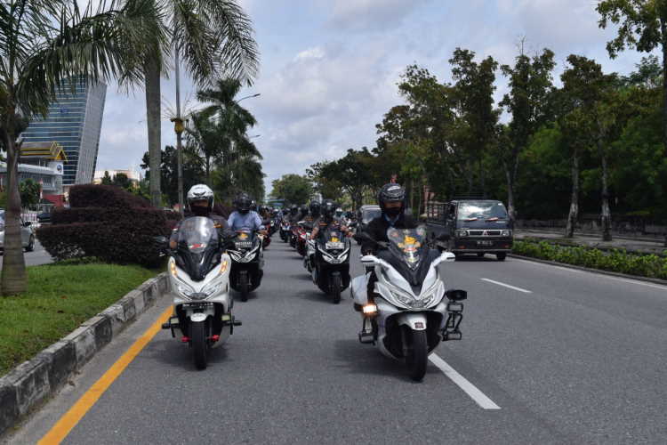 Rasakan Sensasi City Rolling Bersama Komunitas PCX