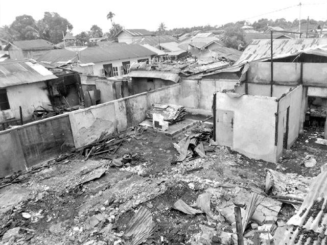 Tujuh Rumah Ludes Terbakar