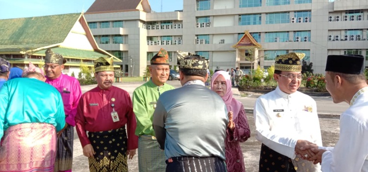 Bupati Wardan Pimpin Apel Gabungan Pasca Cuti Bersama Lebaran