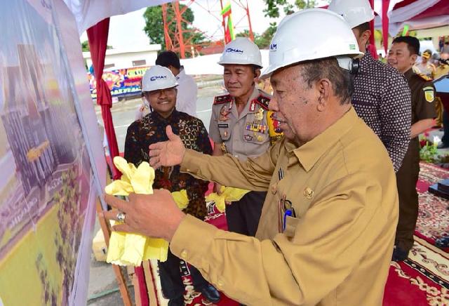 Pembangunan Mapolda Riau yang Baru Dimulai, Plt Gubri Letakkan Batu Pertama