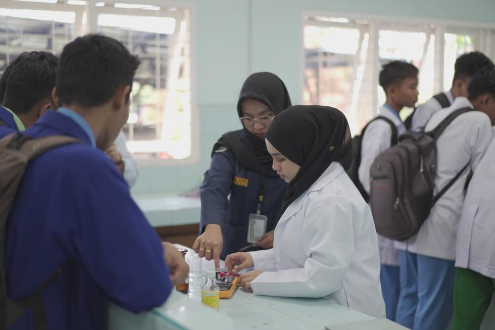 UIR Gandeng UTP untuk Program Chemistry Explorace Tentative