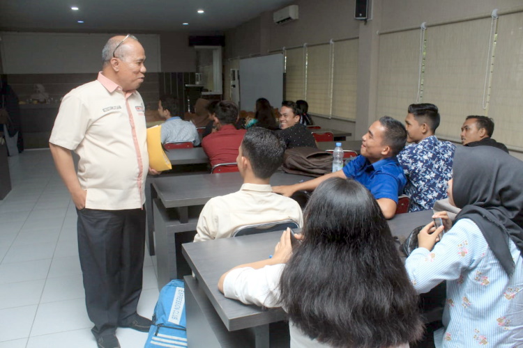 50 Mahasiswa Unilak Terima Beasiswa Bank Indonesia