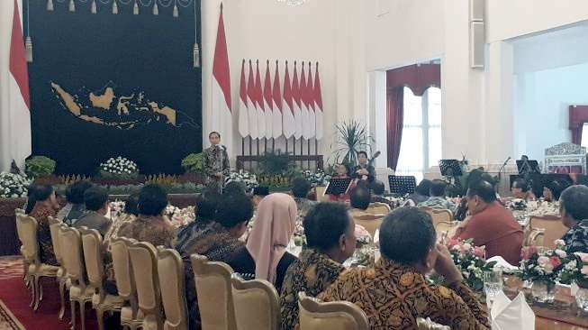 Kumpulkan Semua Menteri, Jokowi Cerita Periode Pertama Jadi Presiden