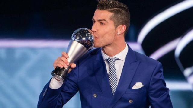 Ronaldo Pesepakbola Pertama Raih Jenis Penghargaan Baru dari FIFA