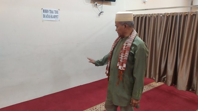 Polisi Sebut Munarman Minta Hapus Rekaman CCTV, Pengurus Masjid: Yang Saya Tahu Diambil Polisi