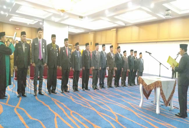 Bupati Rohul Lantik dan Kukuhkan 16 Pejabat Eselon II  