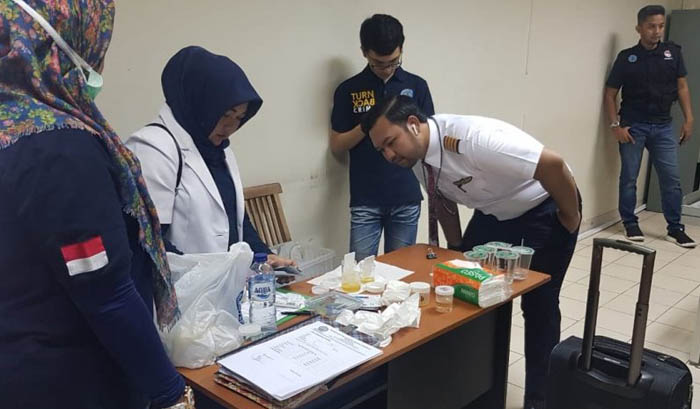Urine Puluhan Pilot Diperiksa di Bandara SSK II Pekanbaru, Ini Hasilnya
