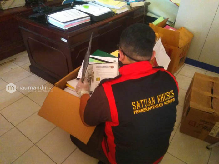 Setelah Tetapkan Dua Tersangka, Kejati Geledah Kantor Disdik Riau